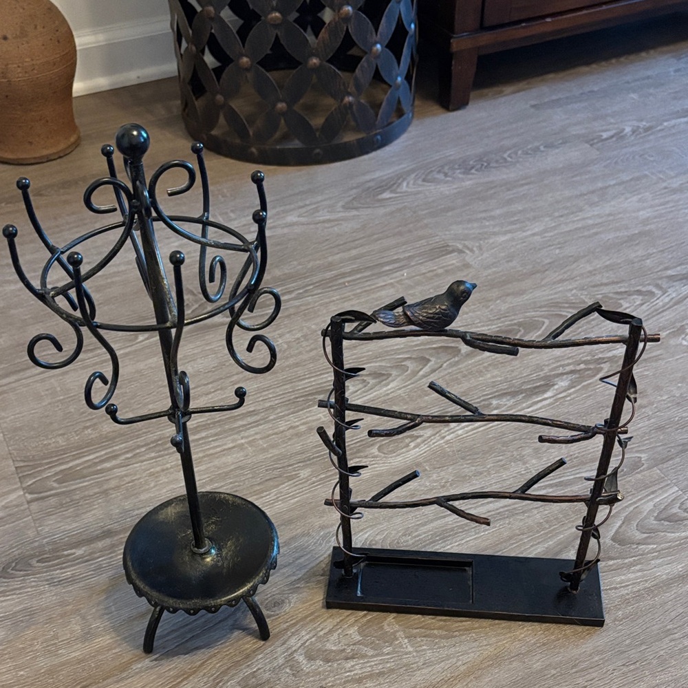 Artistic Black Metal Jewelry Organizer Set